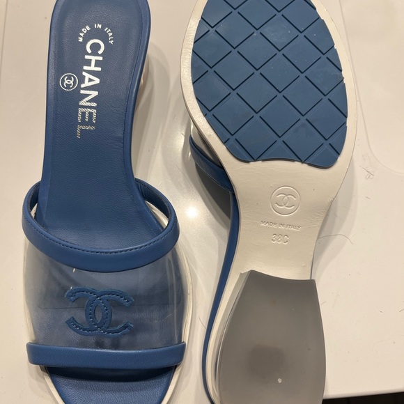 ❌SOLD❌ CHANEL 19S Spring 2019 Blue Lambskin Transparent PVC CC Logo - Picture 6 of 7